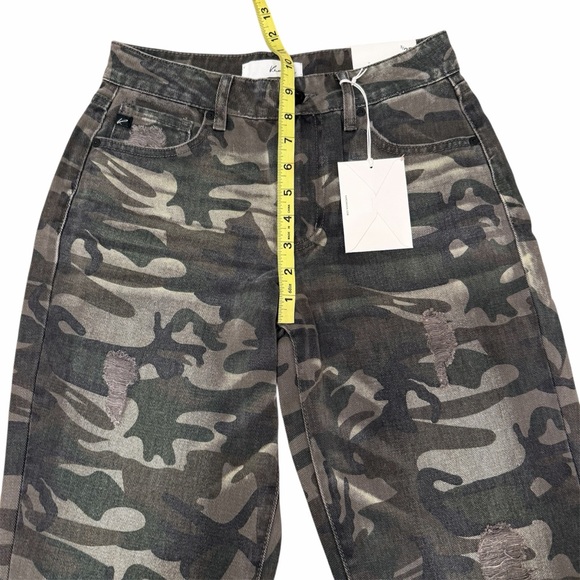 KanCan Benji Camo Straight Fit Cuffed Jeans Women’s 3/25 Camouflage Outdoor - Picture 8 of 8